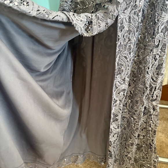 Women's Alex Evenings Petite Charcoal Silver Sequin Lace Maxi Dress 10P - Picture 7 of 12